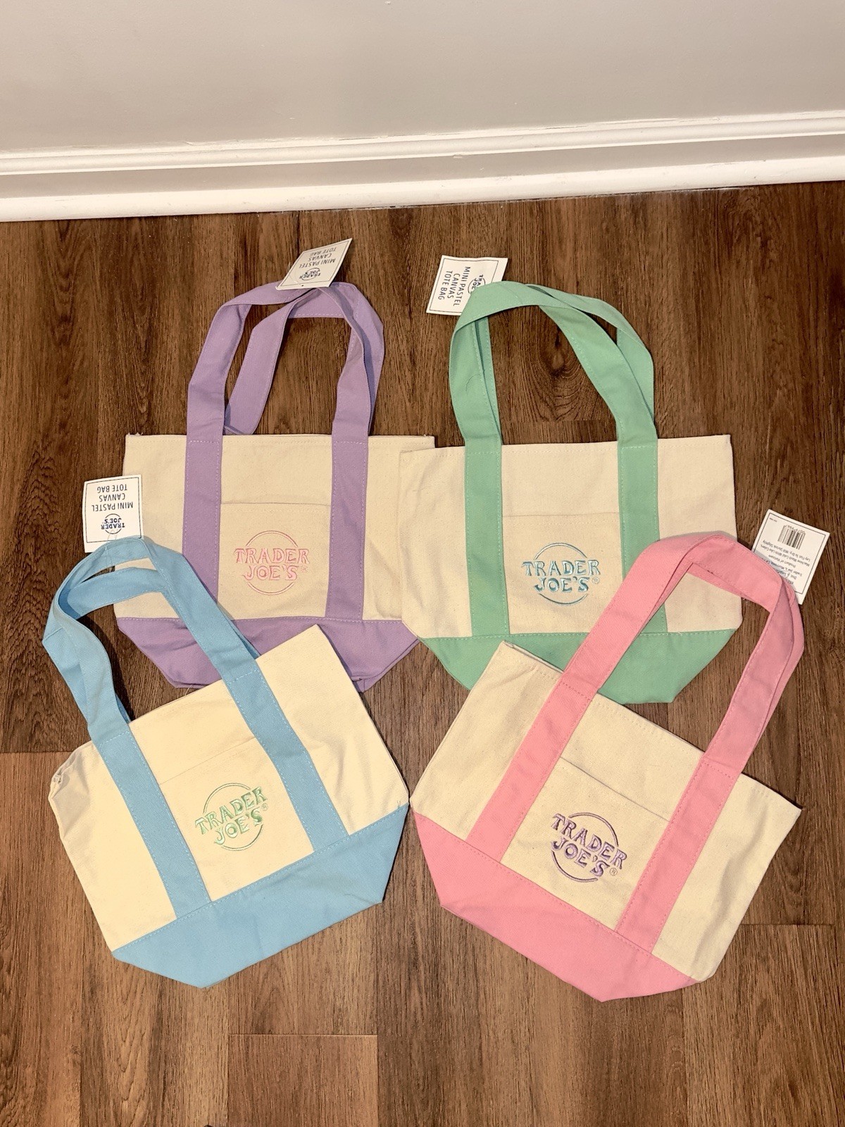 Set of 4 Trader Joe’s Pastel Mini Canvas Tote Bags 2026 LIMITED EDITION NWT