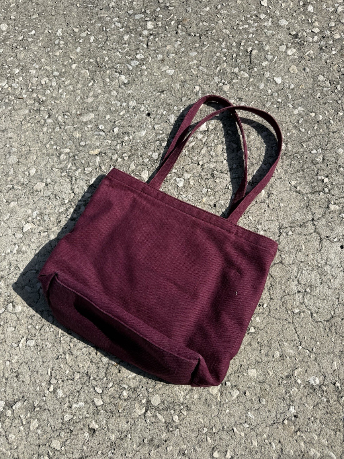 kate spade new york Women’s Burgundy Tote Bag Bow Accent Red Lining Pockets
