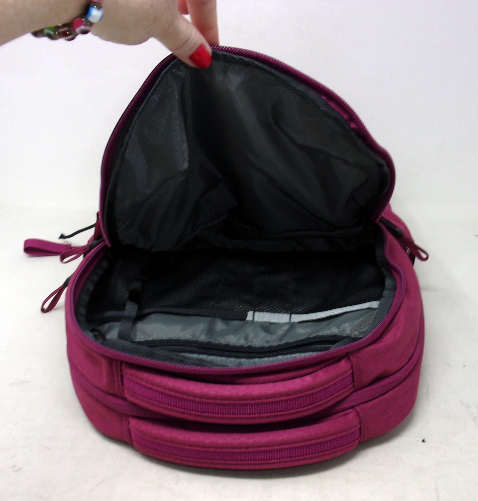 The North Face Women’s Jester Backpack, Cyber Berry Dark Heather, OS, USED