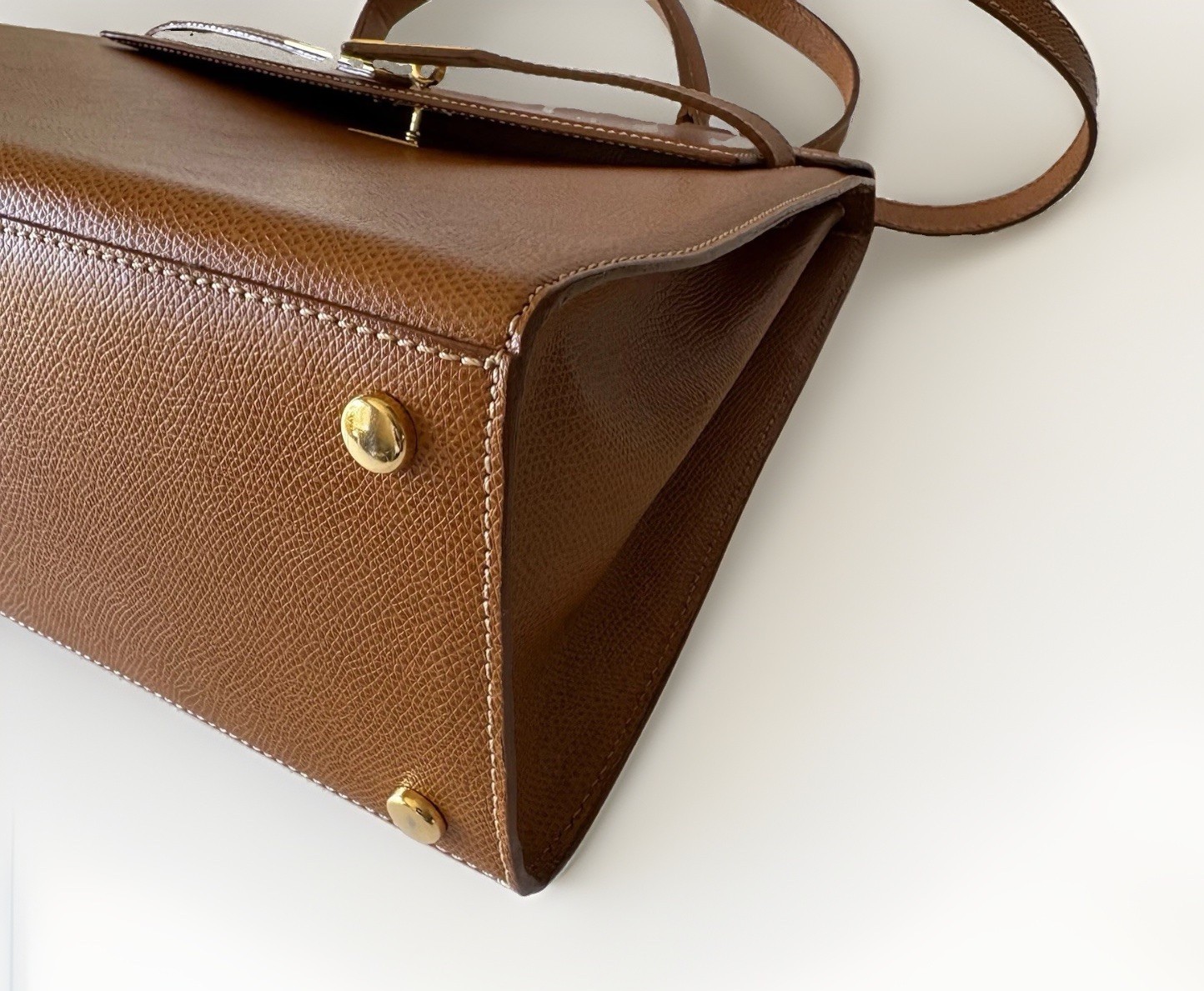 Authentic High Class Hand bag Camel Brown Leather From Japan 01210