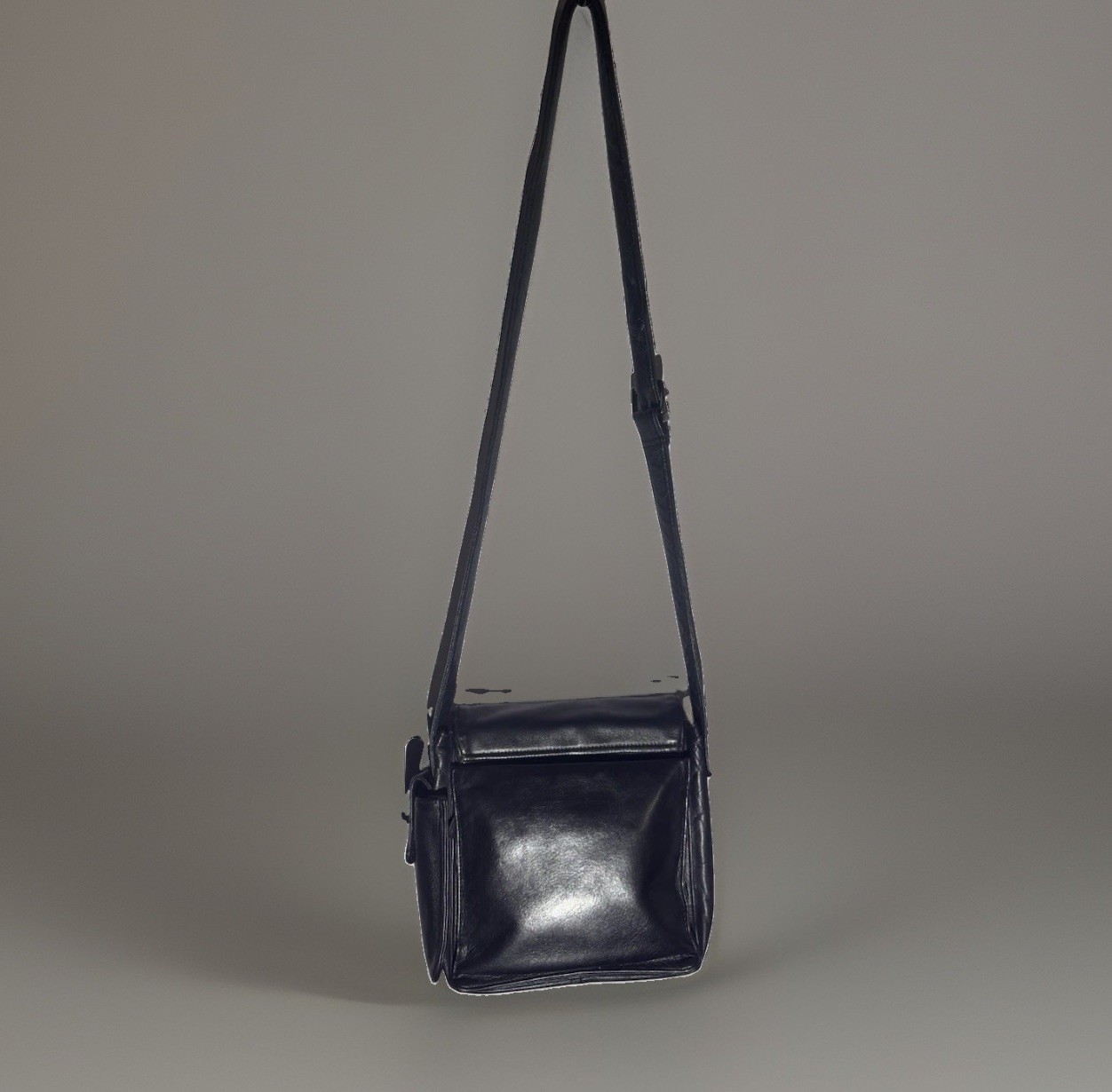 Perlina New York Black Leather Crossbody Bag Organizer Messenger Purse EUC