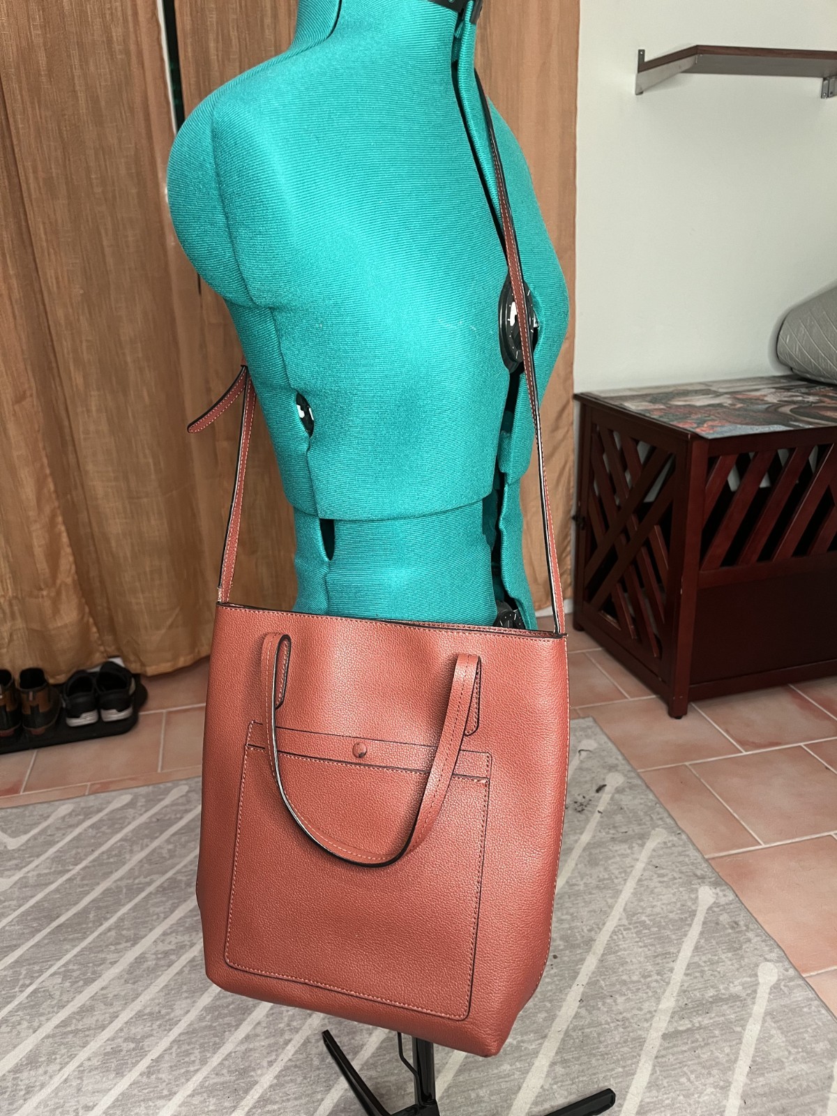 Banana Republic 12 Hour Cognac Tote Leather