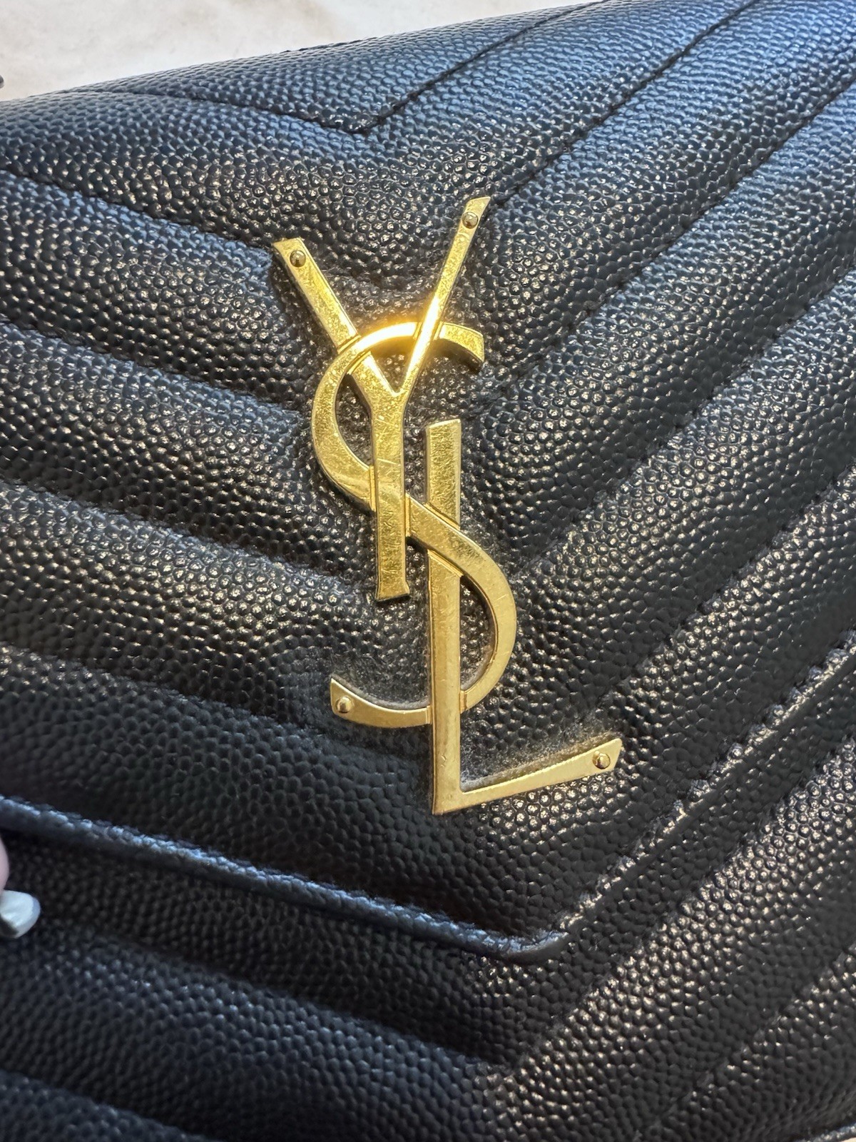 *NWT*Saint Laurent Monogram Cassandre Chain in Grain De Poudre Leather Crossbody