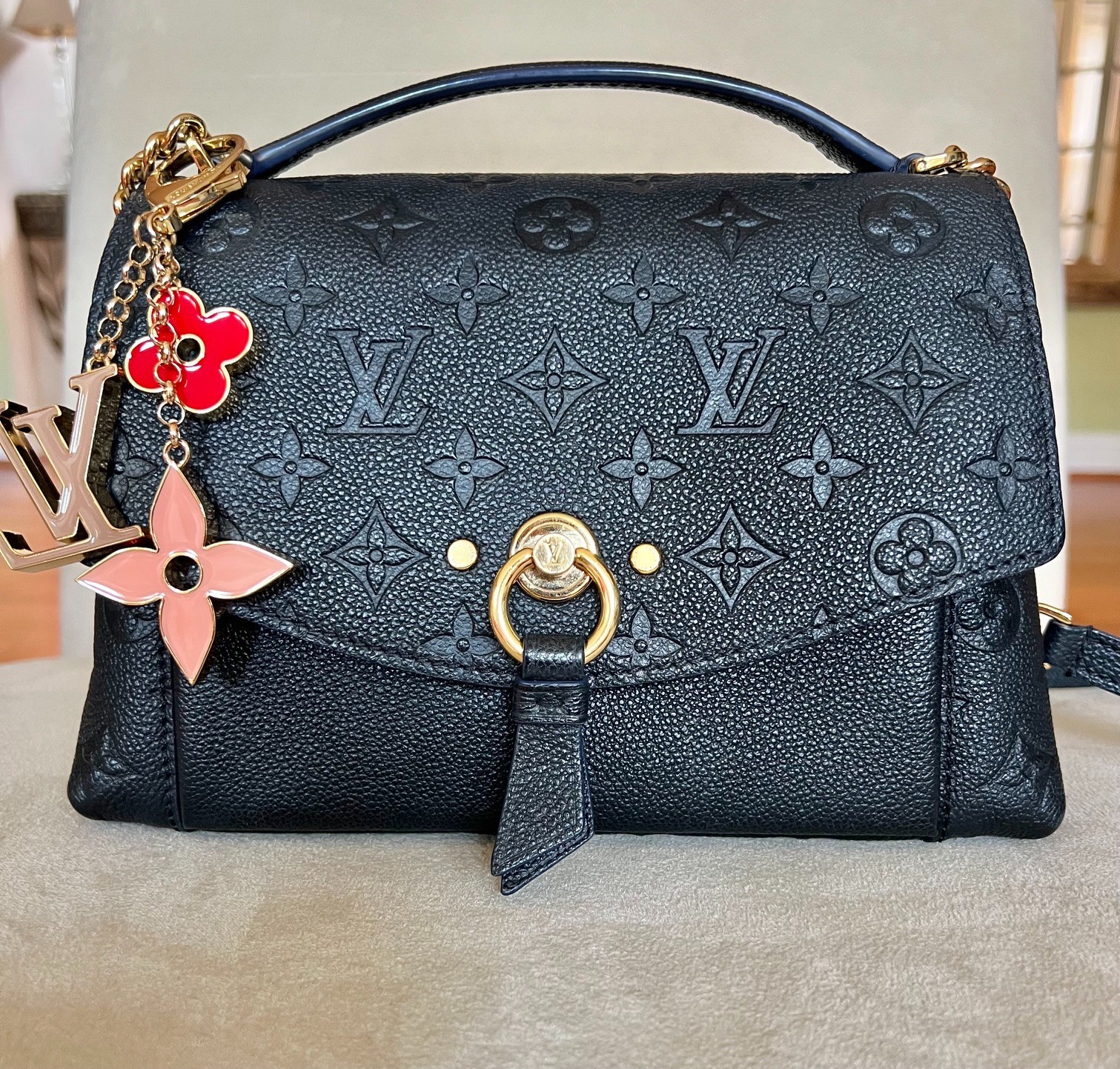 Louis Vuitton Blanche Handbag Monogram Empreinte Leather BB-BLACK