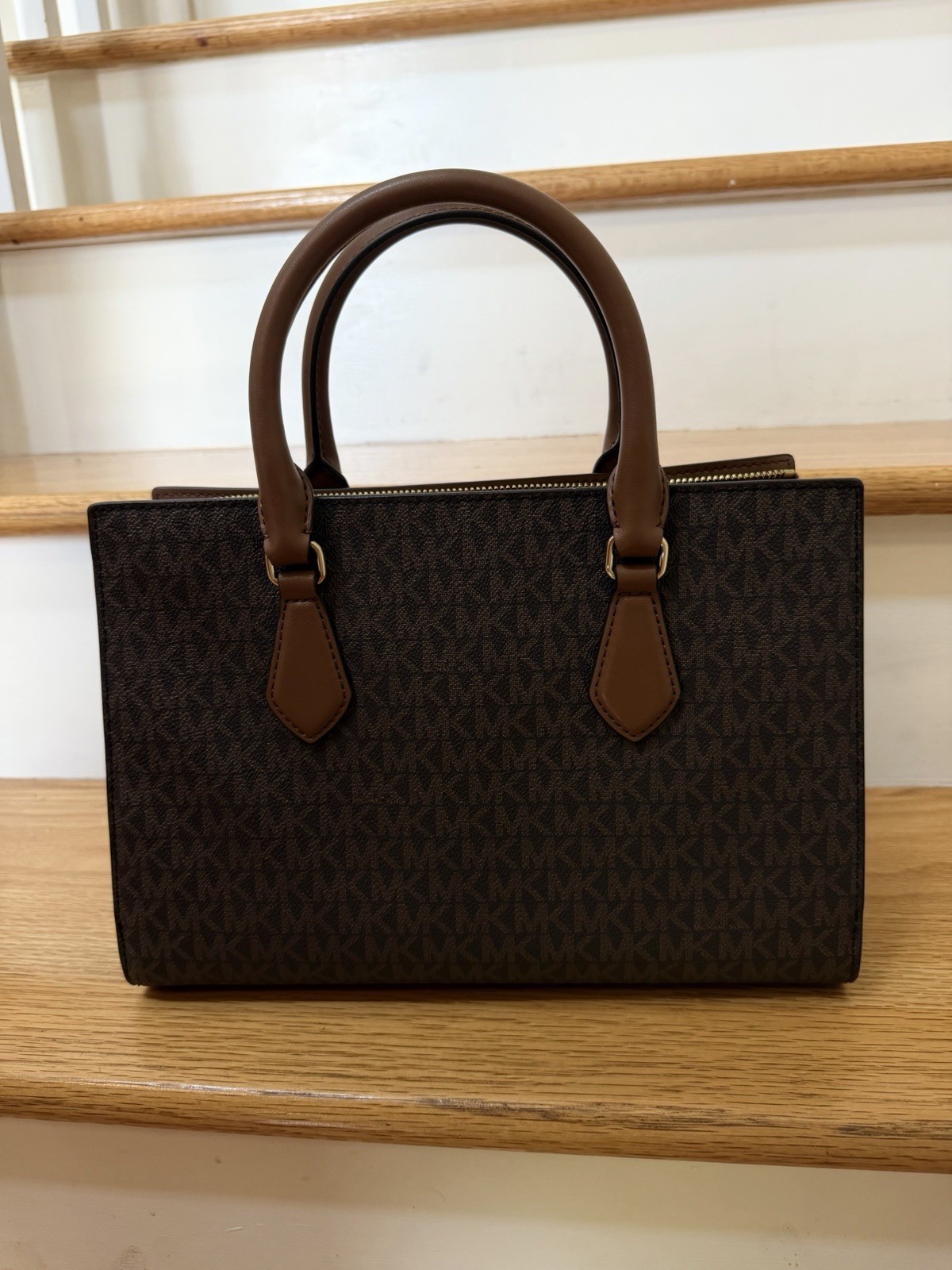 Michael Kors Womens Sheila Medium Logo Satchel Brown