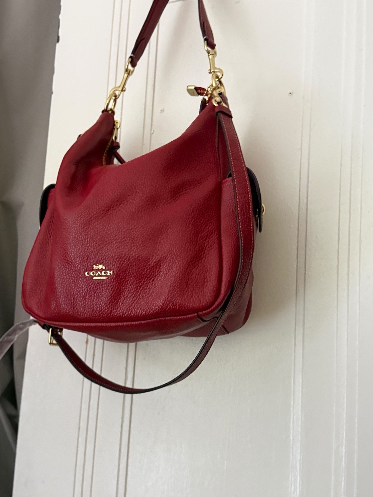 Coach Hobo bag pennie bag in Burgundy Pebbled Crescent