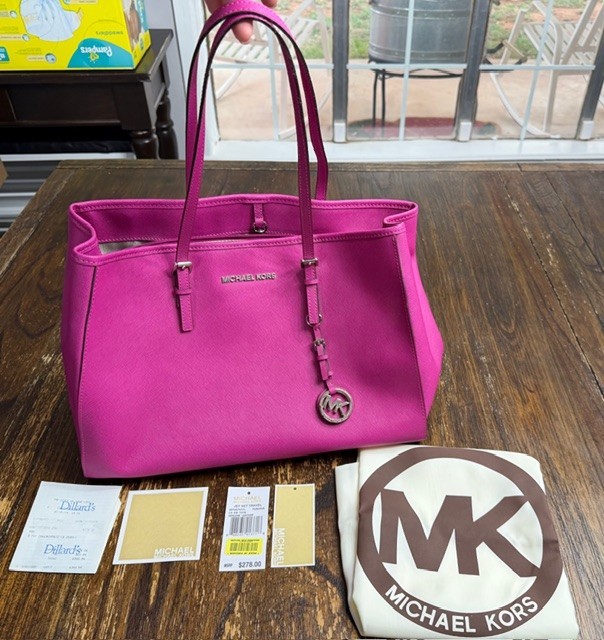 Pink Michael Kors Purse-14.5 x 10 x 6 inches