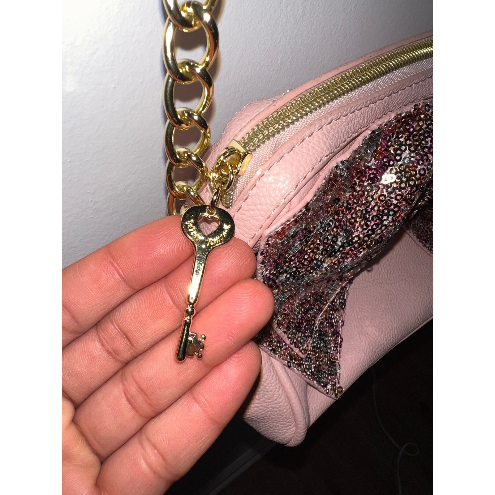RARE Betsey Johnson Pink Sequin Bow Crossbody Bag Gold Hardware Heart Key Charm