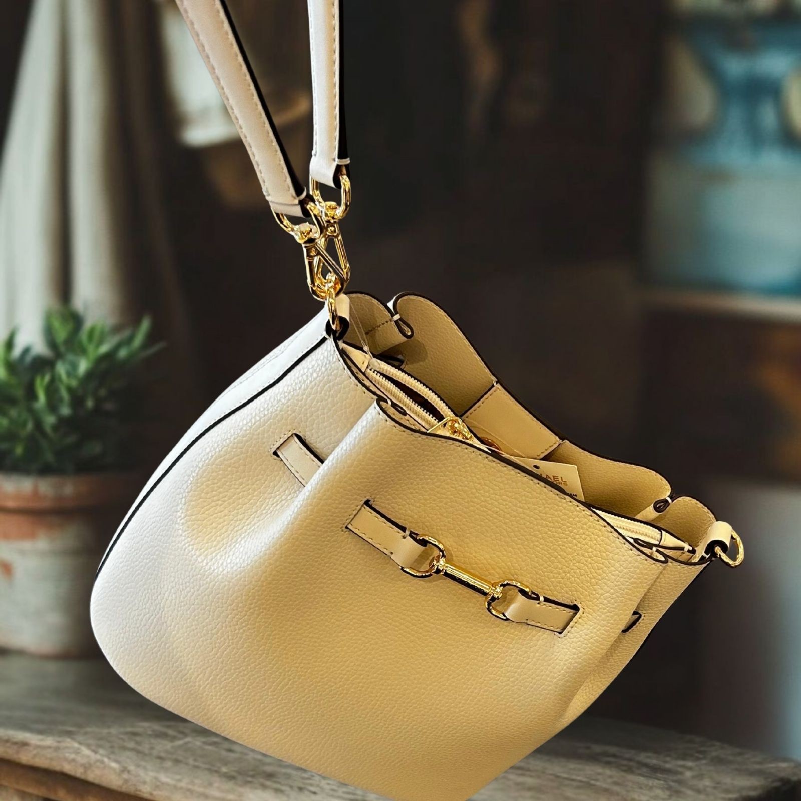 Michael Kors Carson Medium Leather Convertible Bucket Crossbody Bag Light Cream