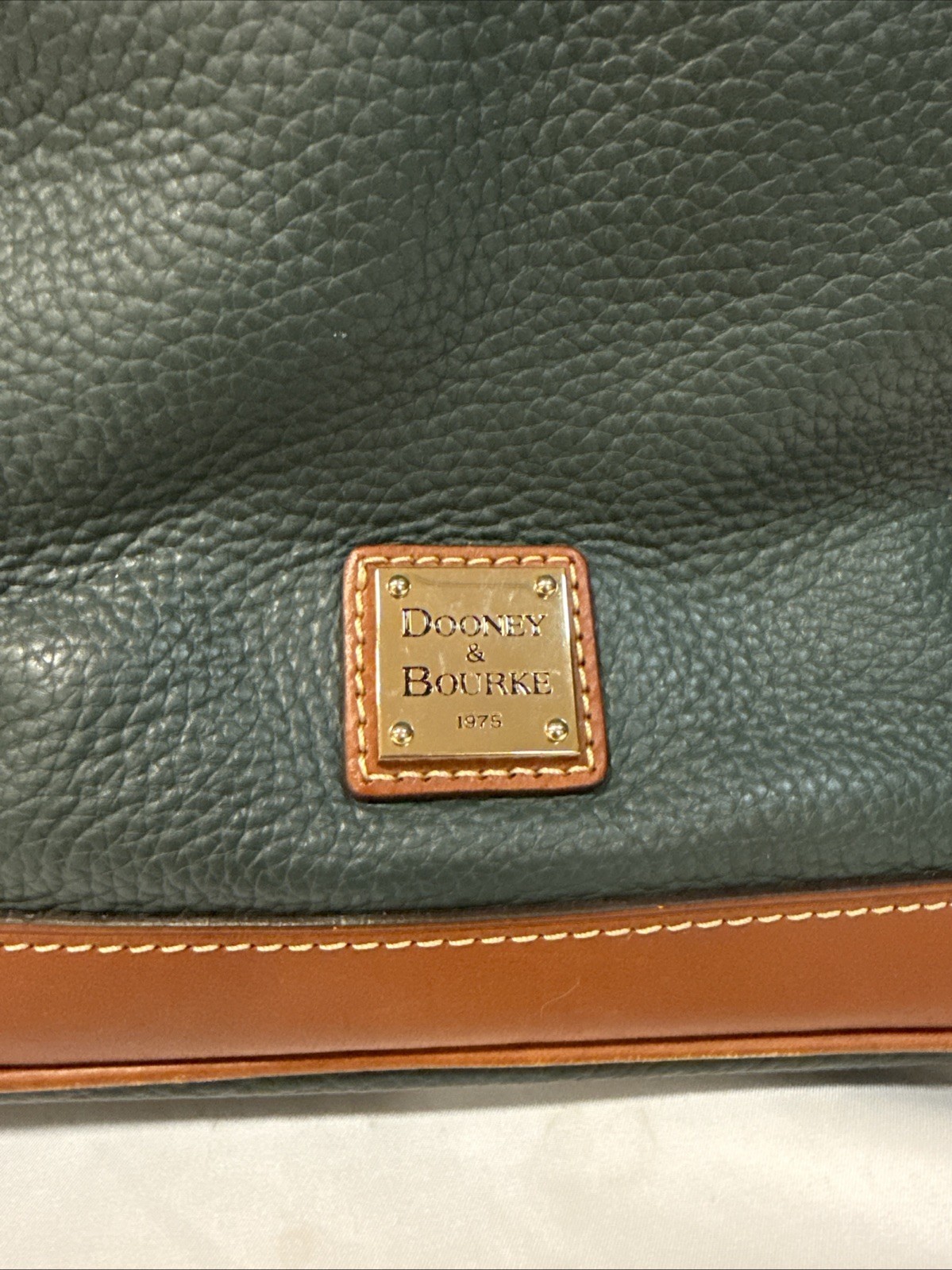 Dooney & Bourke Bitsy Bag Forest Green New with Tags Pebble Grain w/Vacchetta