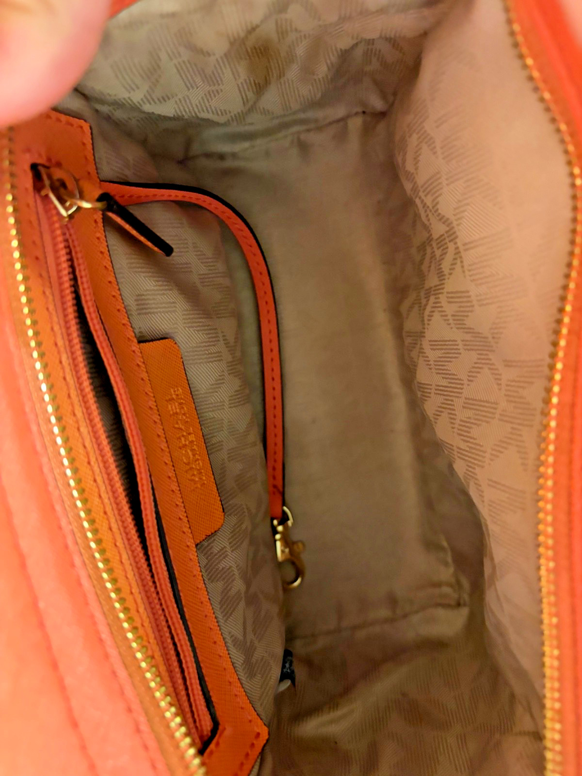 *MICHAEL KORS* Selma Medium Studded Staffiano Leather Messenger Crossbody Purse