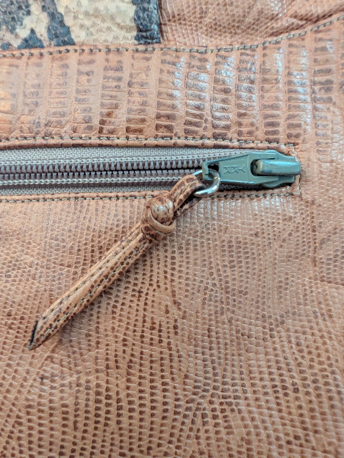 Sharif Genuine Snake Skin Flap Shoulder Bag Vintage In Great Condition.