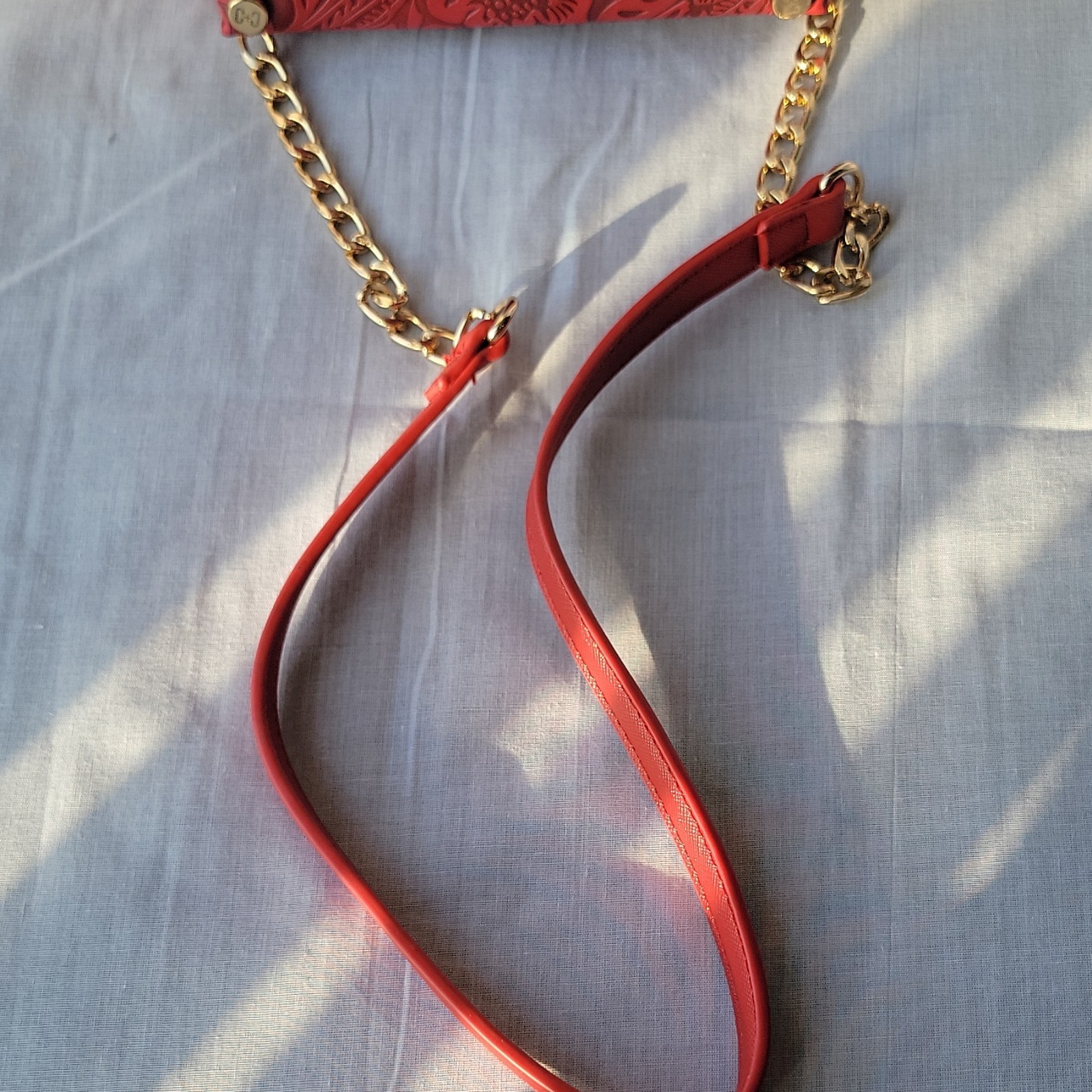COCO + CARMEN Red Floral Crossbody Bag Gold Chain Logo Plaque Pre-owned