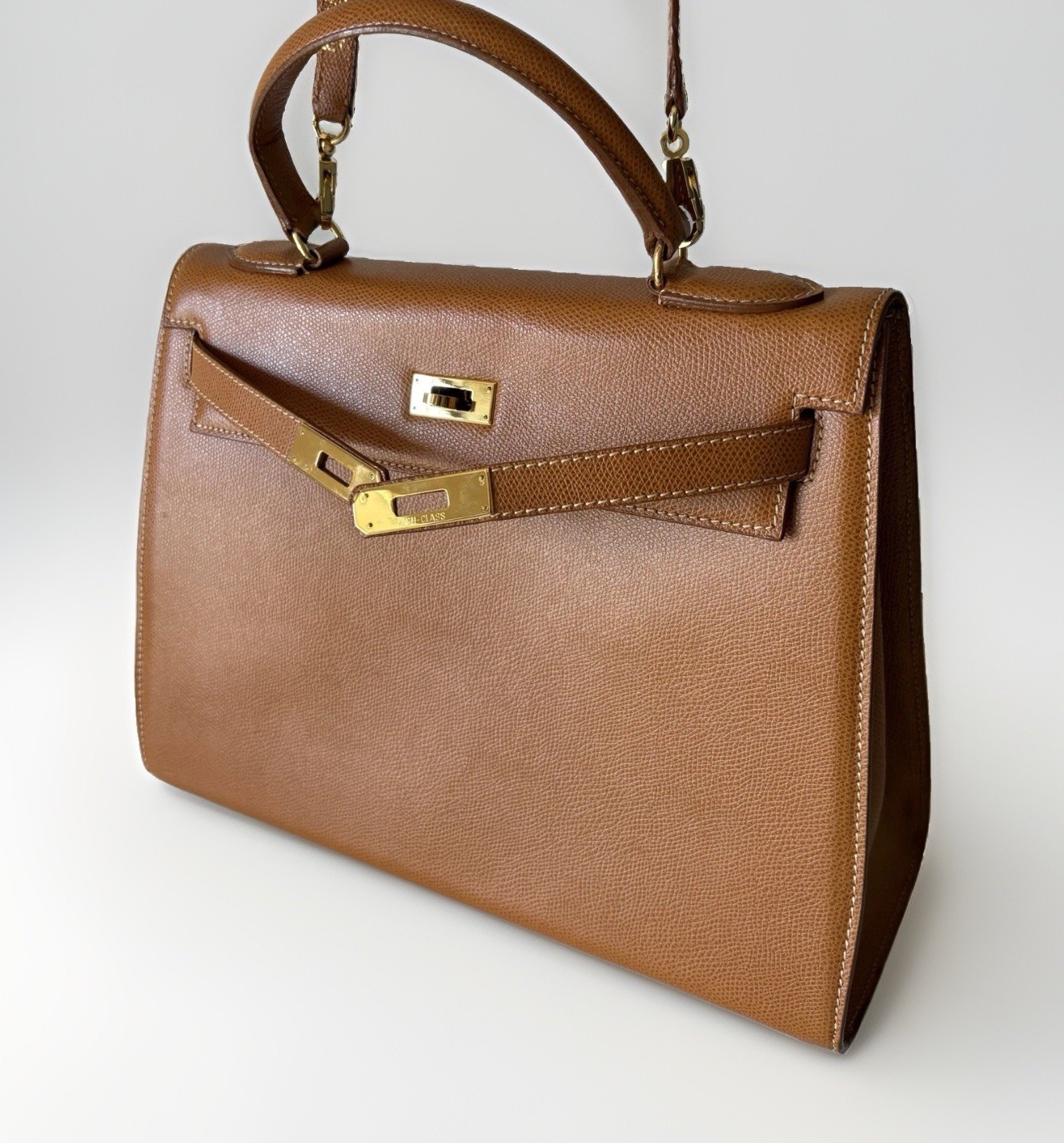 Authentic High Class Hand bag Camel Brown Leather From Japan 01210