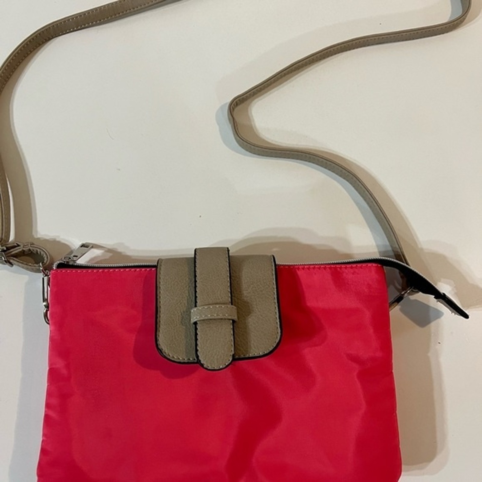 Coco+Carmen Dark Pink Crossbody Bag Purse Removable Adjustable Strap Travel