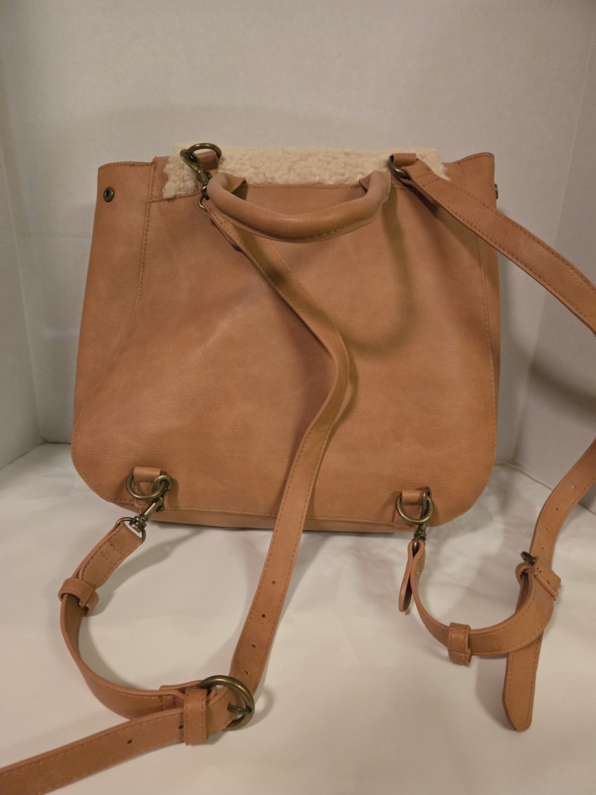 Universal Thread Tan Faux Leather Sheepskin Backpack Bag 12 x 13in Purse Case