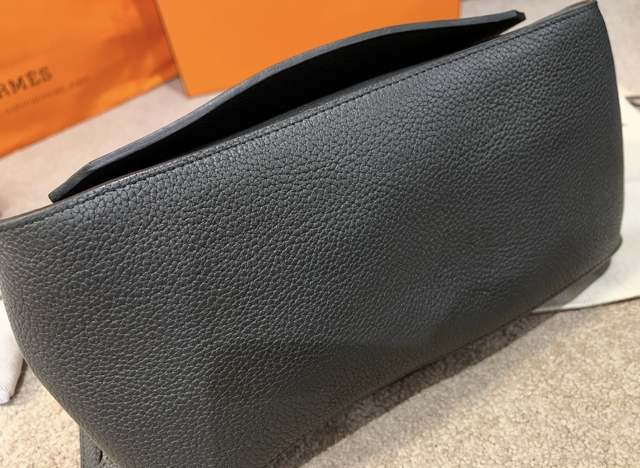 AS NEW RECEIPT Hermes Jypsiere 31 Original Buyer! Black