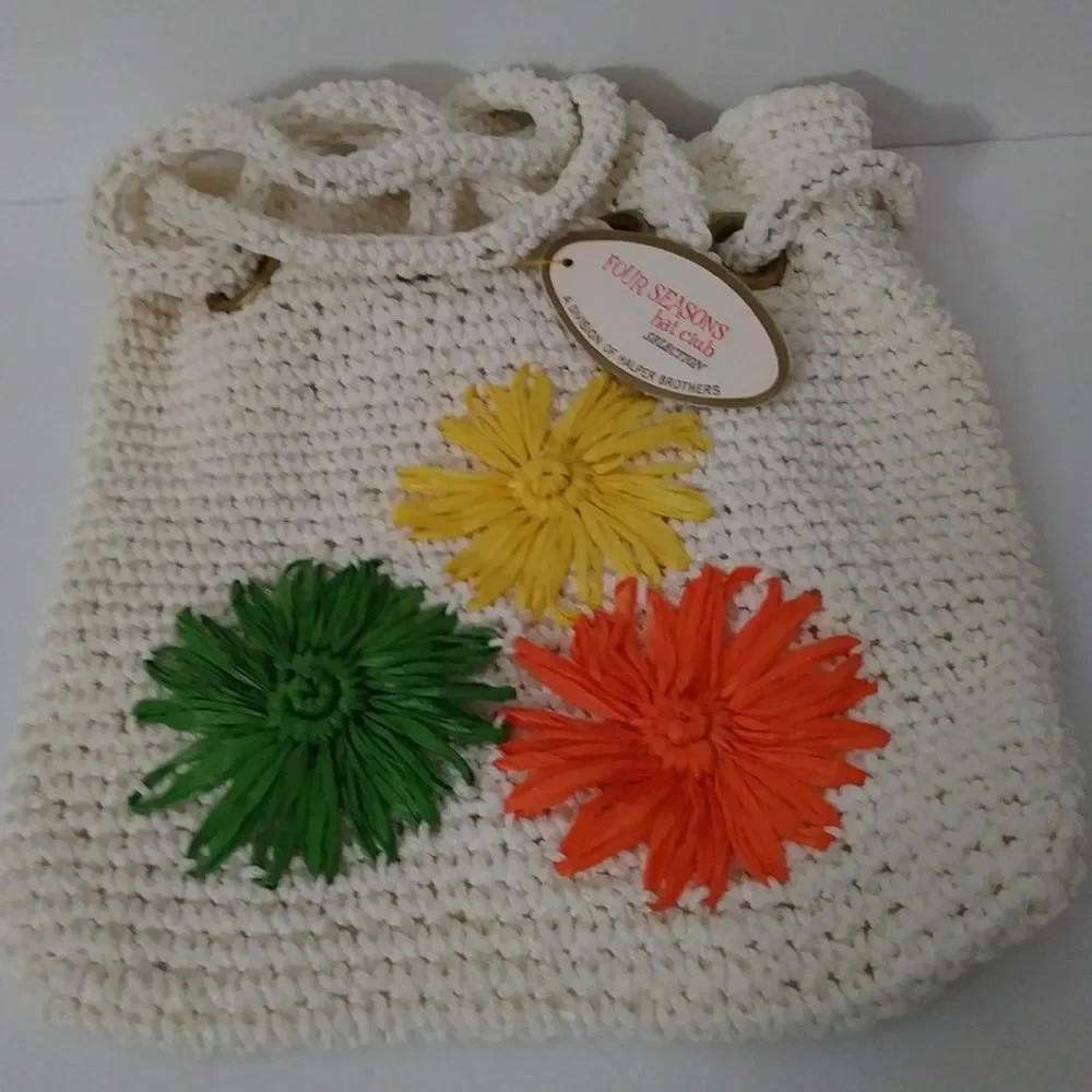 Four Seasons Division of Halper Brother Summer Bag