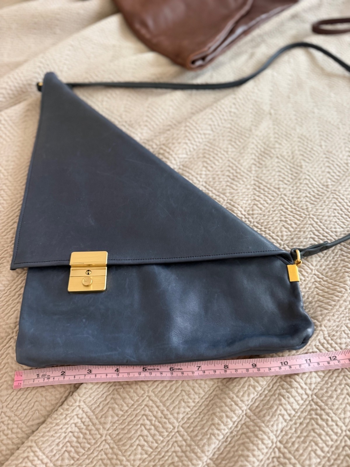 Sudhaus Vintage Crossbody Bag Triangle-inspired Blue Avant Garde Leather Handbag