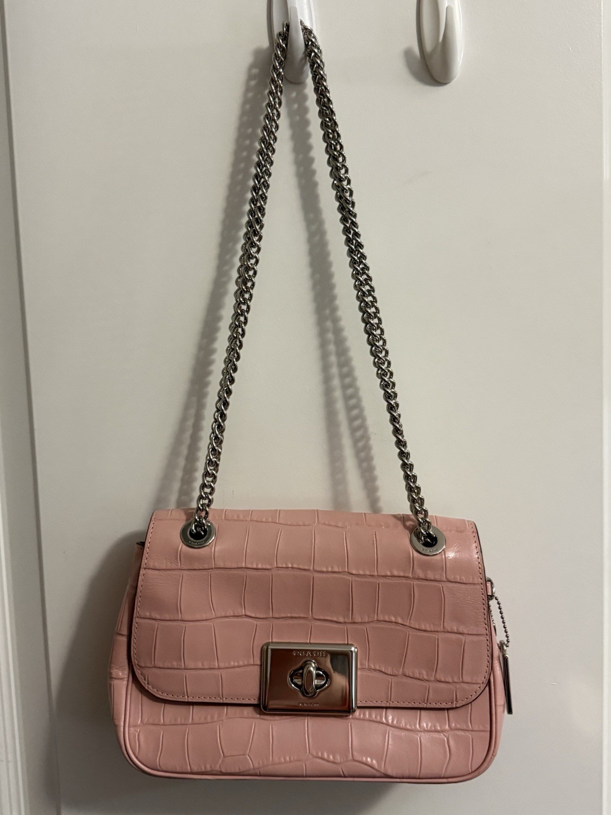 Coach Pink Hutton Croc Embossed Shoulder Bag Silver Chain Strap Turn Lock