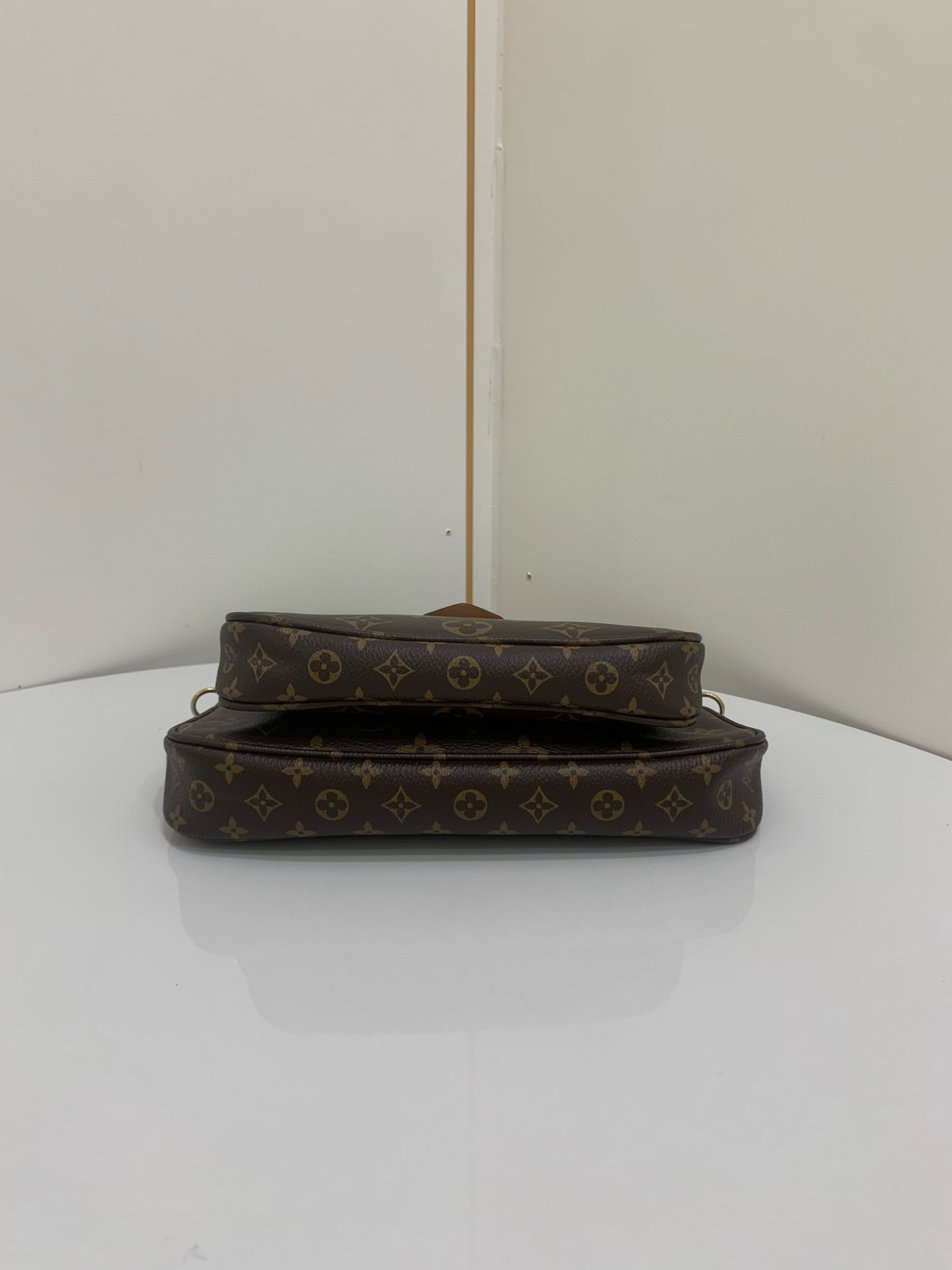 Louis Vuitton green shoulder strap 5 in 1 (24 × 13.5 × 4 )cm