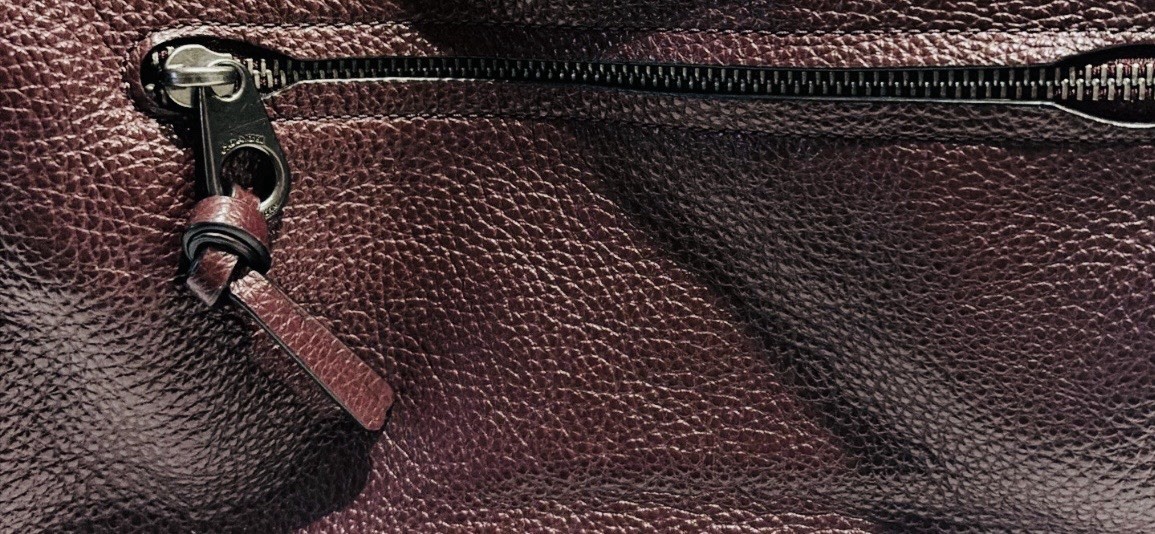 Coach Burgundy Pebbled Shoulder Bag Adjustable Strap Zipper Buckle Accent