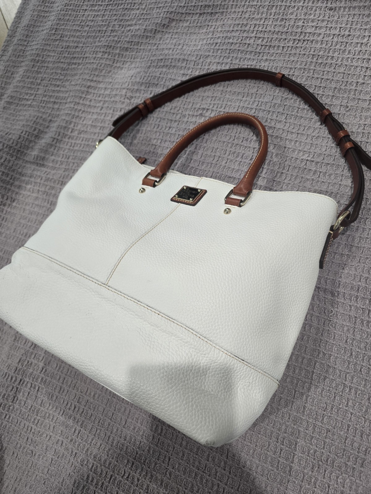 Dooney & Bourke Chelsea Shopper White Pebbled Leather Tote Shoulder Bag Large