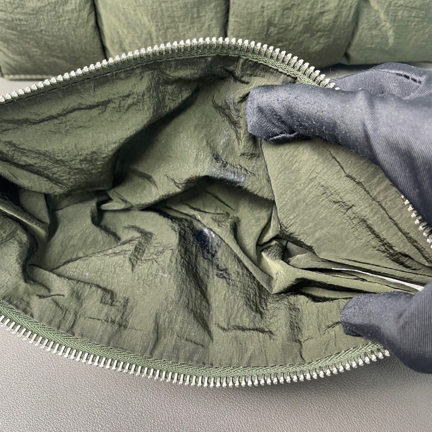 Bottega Veneta Pre-Owned Authentic Luxury Handbag Dark Green Nylon