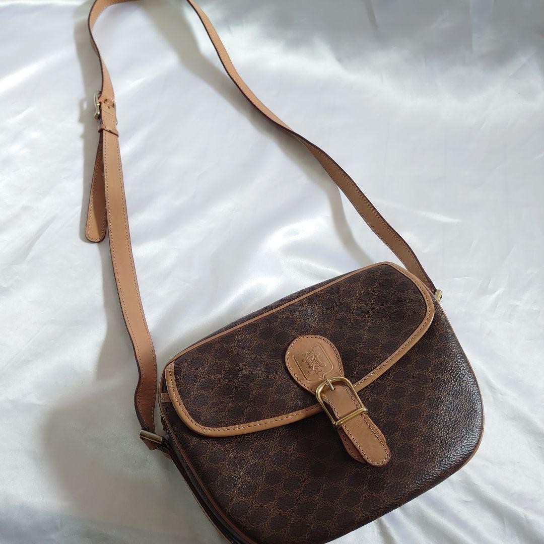 Vintage CELINE Small Leather Shoulder Bag Crossbody 23x18x8cm Auth From Japan