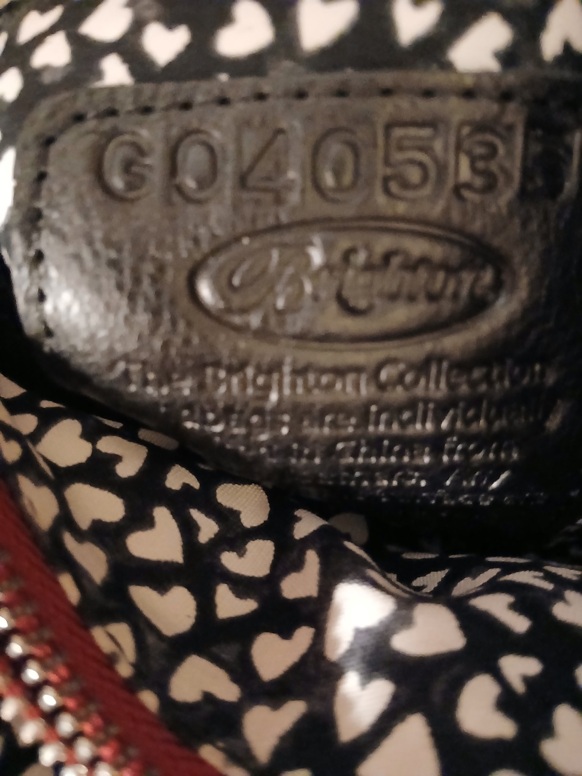 BRIGHTON FASHIONISTA COLLECTION LOOK OF LOVE QUEEN OF HEARTS SHOULDER BAG MP$430