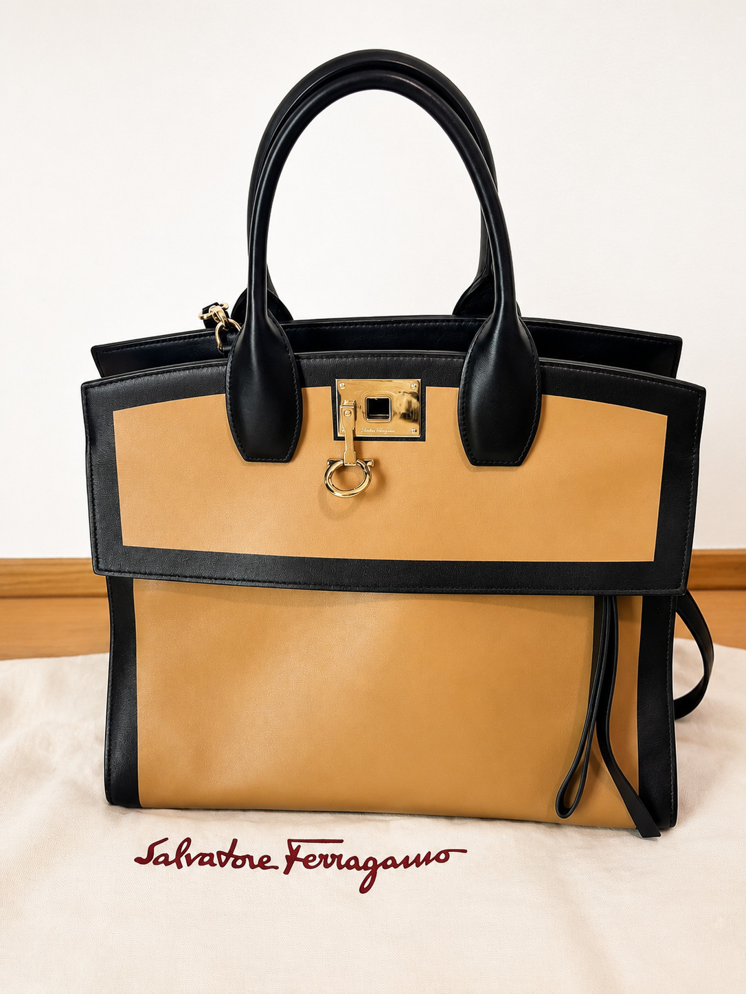 Salvatore Ferragamo Sofia Large Leather Satchel Black/Beige w/ Zip Pouch