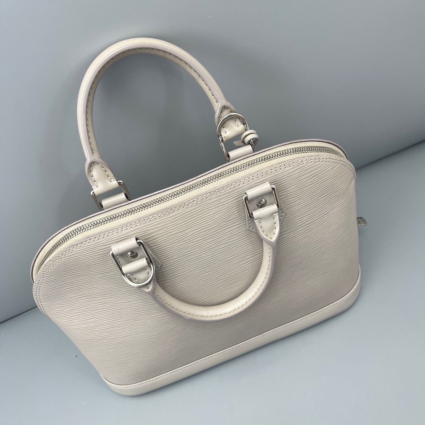Louis Vuitton Pre-Owned Authentic Satchel White 31*23*15cm Shell