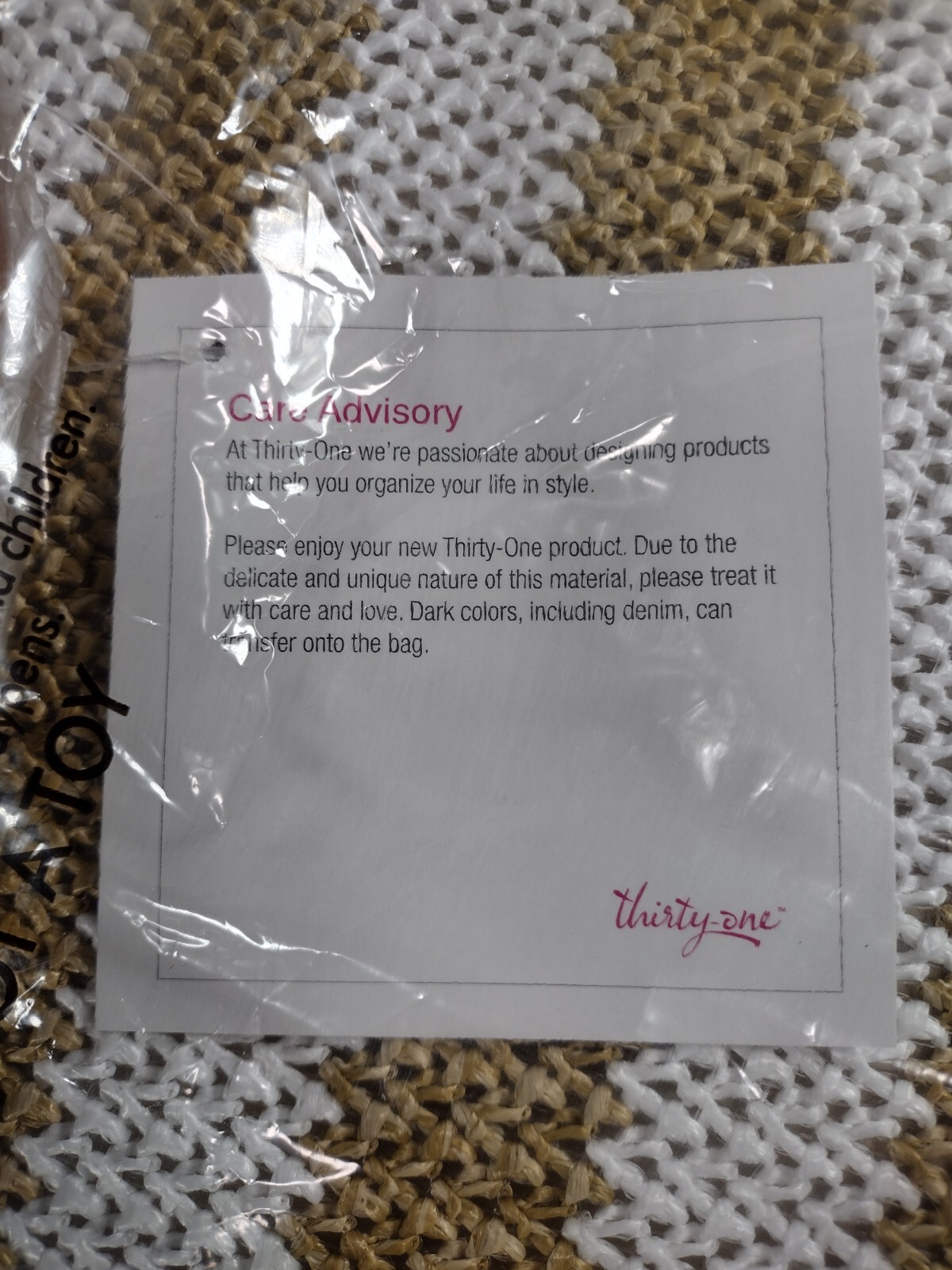 NEW – Thirty One Around Town Tote WHITE STRIPED STRAW – AF89