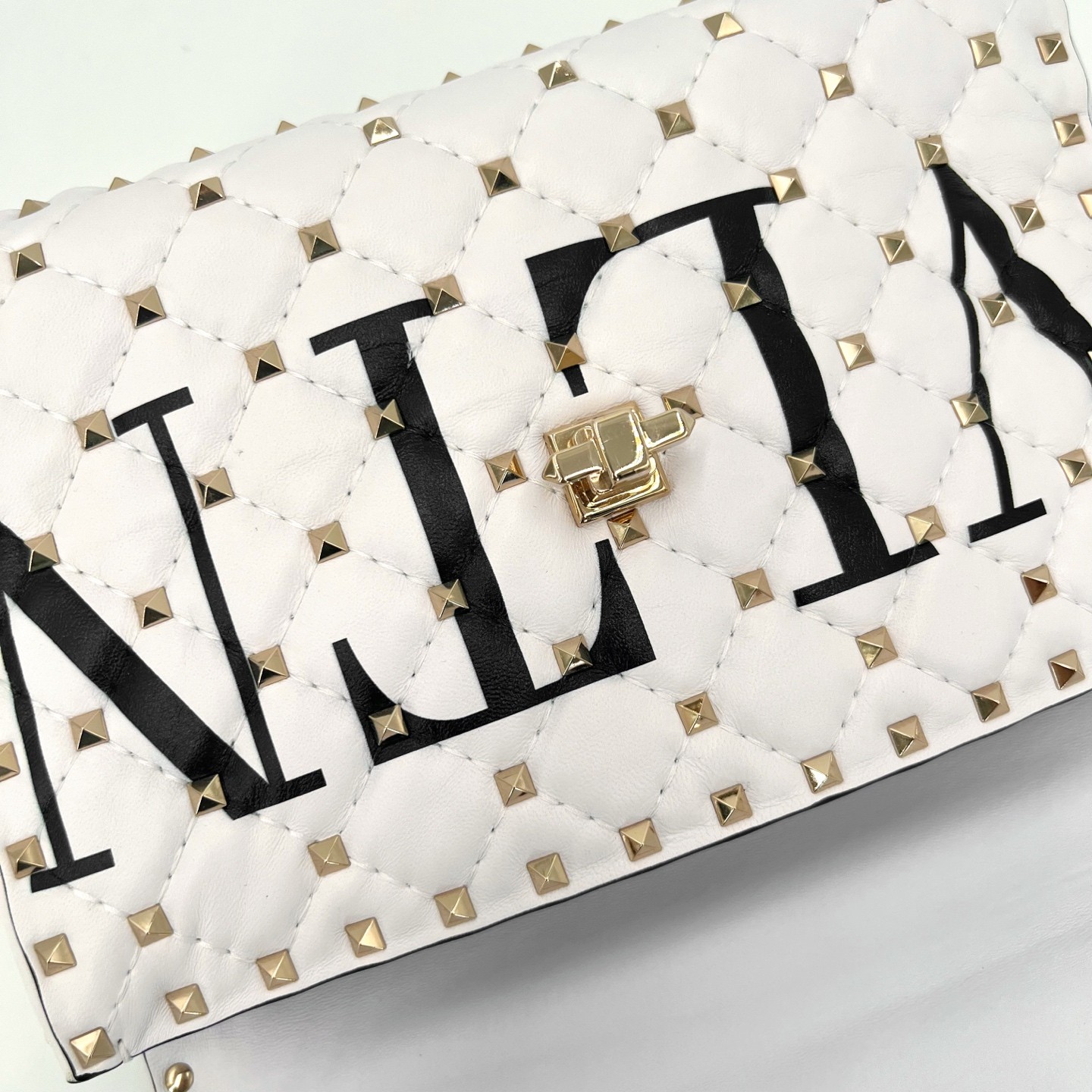 Valentino Rockstud Spike White Leather Gold HW Shoulder Bag Duty Paid
